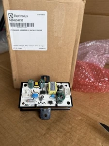 Frigidaire Electric Range PC Board Assembly 5304534730 - Picture 1 of 3