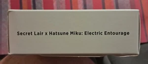 SECRET LAIR X HATSUNE MIKU: ELECTRIC ENTOURAGE - Bild 1 von 4