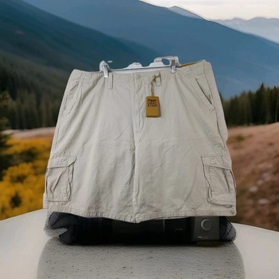 Pantalones cortos cargo Paper Denim & Cloth beige para hombre 46 Foto 1 de 4