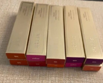 Mancha de labios caligrafía Stila nueva en caja, ¡larga duración! TAMAÑO COMPLETO - ¡Tú eliges el color! Foto 1 de 3