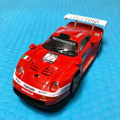 Used slot car Porsche 911 GT1 with deep rim gold wheels - Image 1 of 4