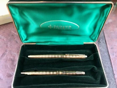 Pluma Estilográfica y Bolígrafo Parker Oro Hecho en Francia con Caja Foto 1 de 4