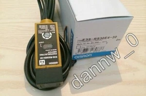 Sensore fotoelettrico OMRON E3S-RS30E4-30 NUOVO in scatola 1PZ - Foto 1 di 3