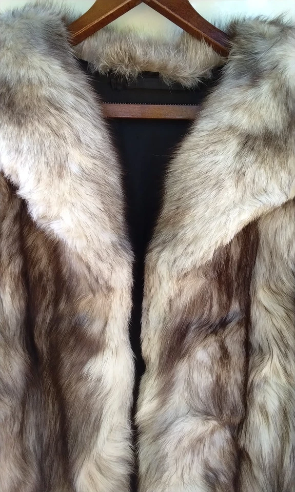 Vintage Blue Fox Fur Coat - Immaculate condition - Image 1 of 4