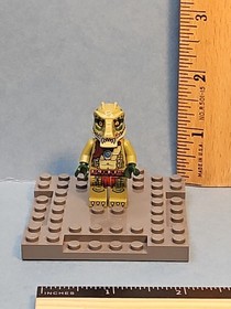 LEGO Legends of Chima Ultra Striker #70001 - Crawley - loc013 -Crack on One Side