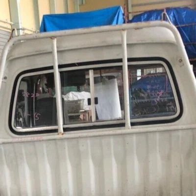 Ventana trasera Daihatsu Hijet S82P Foto 1 de 2