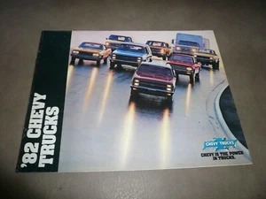 1982 Chevrolet Trucks Sales Brochures - Vintage - Picture 1 of 5