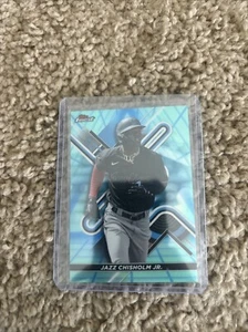 2022 Topps Finest - rifrattore vapore blu/acqua #64 Jazz Chisholm /250 - Foto 1 di 3