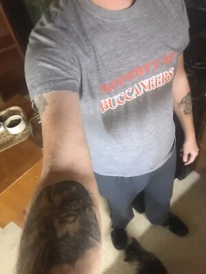 Camisa delgada Vin80’s Tampa Bay Buccaneers gris jaspeado etiqueta Stedman Tom Brady gris Foto 1 de 2