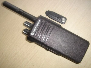 Motorola DP4400 UHF 403-527MHz DMR Digital c/w battery antenna, beltclip etc - Photo 1/10