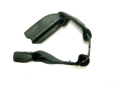 Toyota Prius C 2014 hebilla de cinturón centro trasero derecho negro OEM 12 13 14 Foto 1 de 2