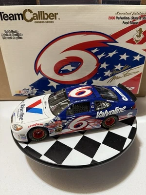RARE* Mark Martin #6 VALVOLINE STARS & STRIPES 2000 Owners Series 1/24 Diecast - Image 1 of 4