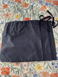 "Authenic Dior 4 bolsas antipolvo azul marino talla 10"" x 10""" - Imagen 1 de 3