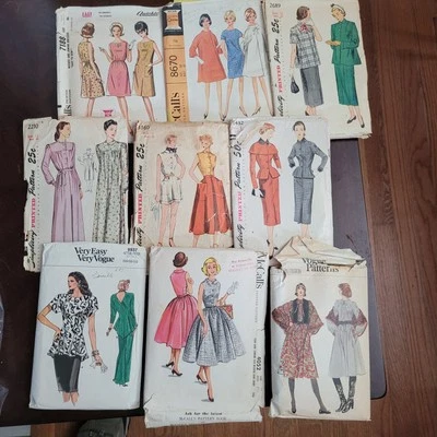 Lote de 11 patrones de costura de colección para mujer, McCall's, Vogue, Simplicity; años 50-80; C&UC Foto 1 de 4