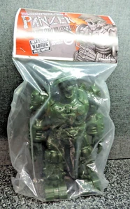Mechnoiz Toys Panzer 12" Army Green Super Mecha Sofubi Mint Package US Seller - Bild 1 von 5