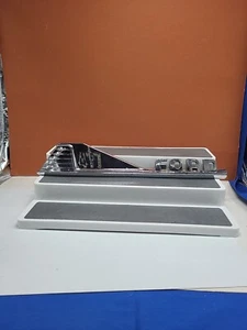 Vintage Fender 477 Stars Chrome USA Ford Truck Emblem - Original Garage Decor  - Foto 1 di 14