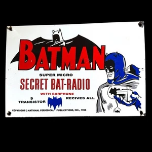 De colección Porcelana 1966 BATMAN SUPER MICRO SECRET BAT-RADIO Juguete Tienda Publicidad - Imagen 1 de 7