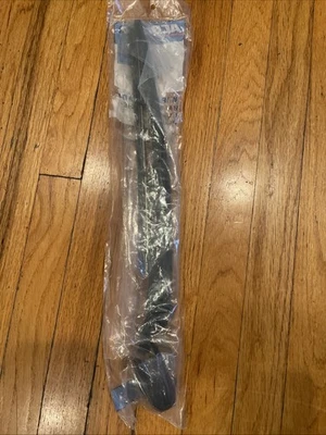 GMC 2022-2024 TERRENO PUERTA TRASERA PUERTA LEVADIZA BRAZO LIMPIAPARABRISAS TRASERO CON HOJA OEM Foto 1 de 3