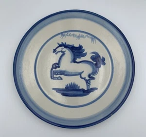 Plato de cena MA Hadley gres arte cerámica caballo azul 11" todo azul - Imagen 1 de 4