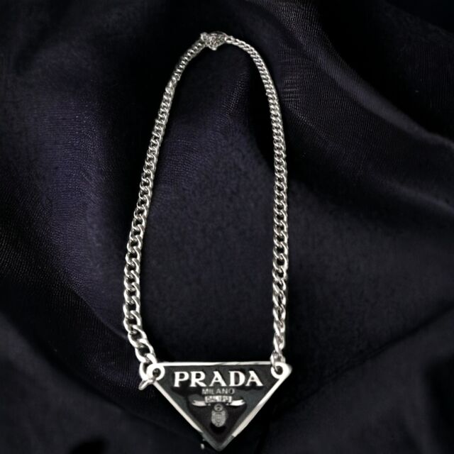 Non-Fading High-End P Family Classic Fashion Triangle Brand Clavicle Chain  Stainless Steel Hip-Hop Cuban Chain Necklace - China Necklace and Brand  Necklace price | Made-in-China.com