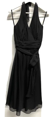 WHBM 永恒黑色丝绸吊带鸡尾酒会 A 字迷笛连衣裙 4 — 第 1/4 张图片