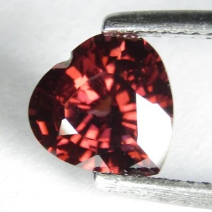 3.43Cts Stunning Natural Pinkish Brown Zircon Heart Shape Cambodia Gemstone - Picture 1 of 4