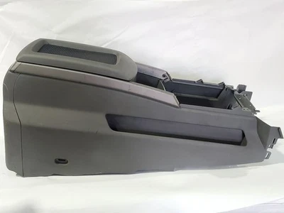 Nissan Titan 2006 2007 OEM consola central completa tiene rasguños  Foto 1 de 4