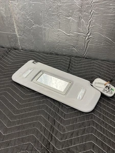 2015-2018 Chevy Silverado GMC Sierra 2500 Right Side Sun Visor Gray *READ* - Picture 1 of 17