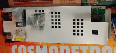 Commodore 64 250469 Mainboard Motherboard (powerbutton) with screws 8-bit - Bild 1 von 4