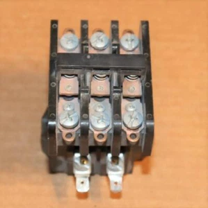 One Potter & Brumfield P25P42D22P1-24 Contactor 2 Pole 24VDC Coil - Picture 1 of 2