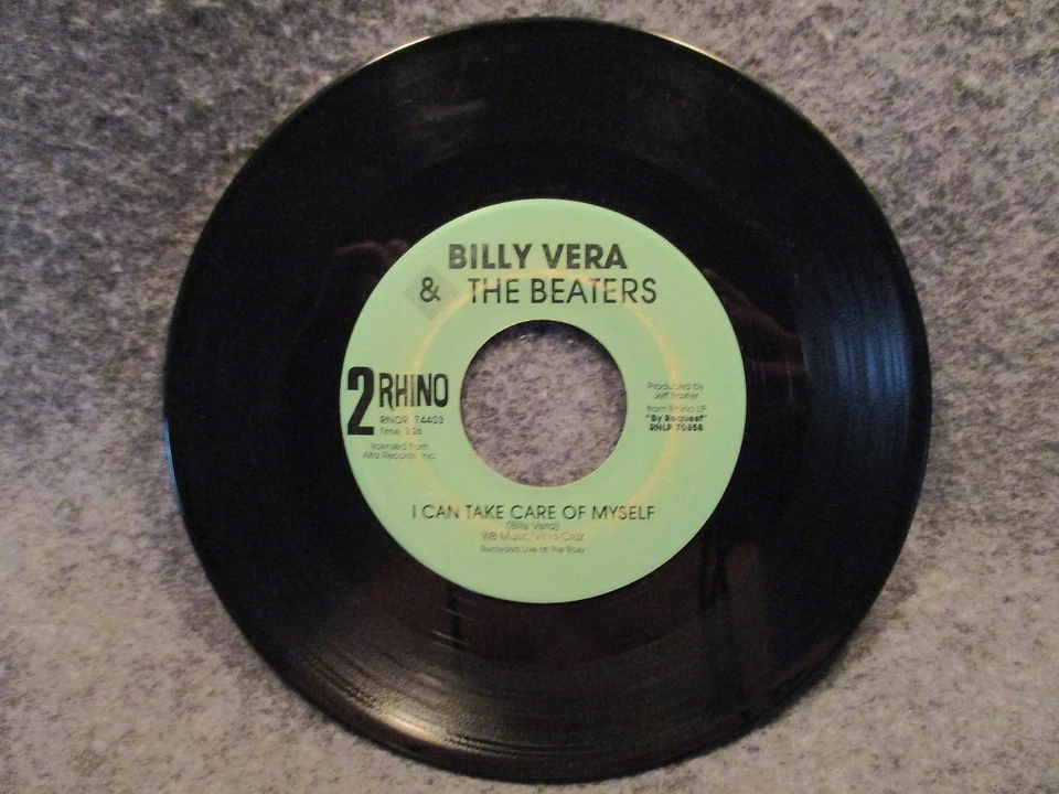 45 RPM 7" Record Billy Vera & The Beaters At This Moment Rhino RNOR 74403 VG+ - Image 1 of 3