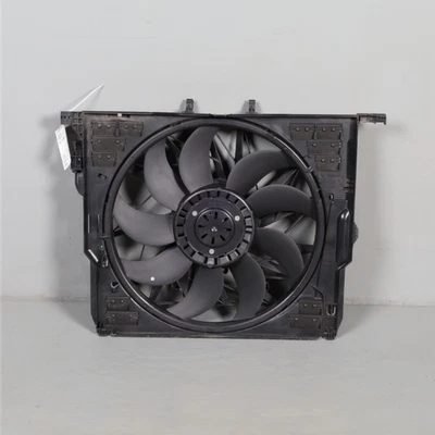 2011-2015 BMW 550i 650i 750i Radiator Fan 850 Watt 17428509743OEM Used Foto 1 de 4