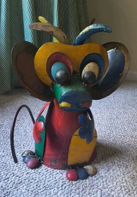 Aaron Jackson Think Outside EE-I-EE-I-O Ratón Arte Reciclar Metal 15 3/4 Escultura Foto 1 de 4