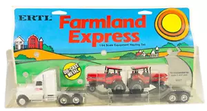 #607 Ertl Case IH Semi w/Low Boy Trailer and (2) 7130 Tractors- 1987 Sealed 1/64 - Picture 1 of 3