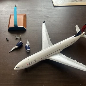 Delta Airlines Airbus A330-200 Reg# N860NW Gemini Jets G2DAL332 Scale 1:200 Brok - Picture 1 of 16