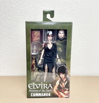 "Figura de acción vestida Neca Commando Elvira Mistress of the Dark - nueva en stock 8""" Foto 1 de 4