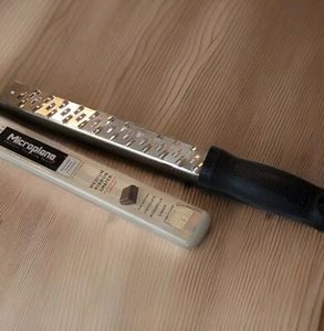 Microplane Zester Grater Stainless Steel Blade For Grating Chocolate Cheese Etc - Picture 1 of 4