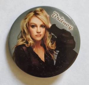 Britney Spears 2002 Pinback botón pin insignia 1-3/4 pulgadas - con licencia - Imagen 1 de 4