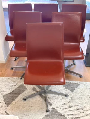 6 original Arne Jacobsen Oxford Chairs in brown leather  - Image 1 of 4