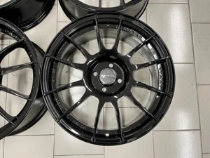 Cerchi in lega Mak XLR GLOSS BLACK 17" 4X98 ABARTH, MITO - Imagen 1 de 5
