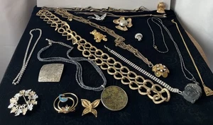 Lote de bisutería mixta ver fotos detalles/desgaste - Imagen 1 de 8