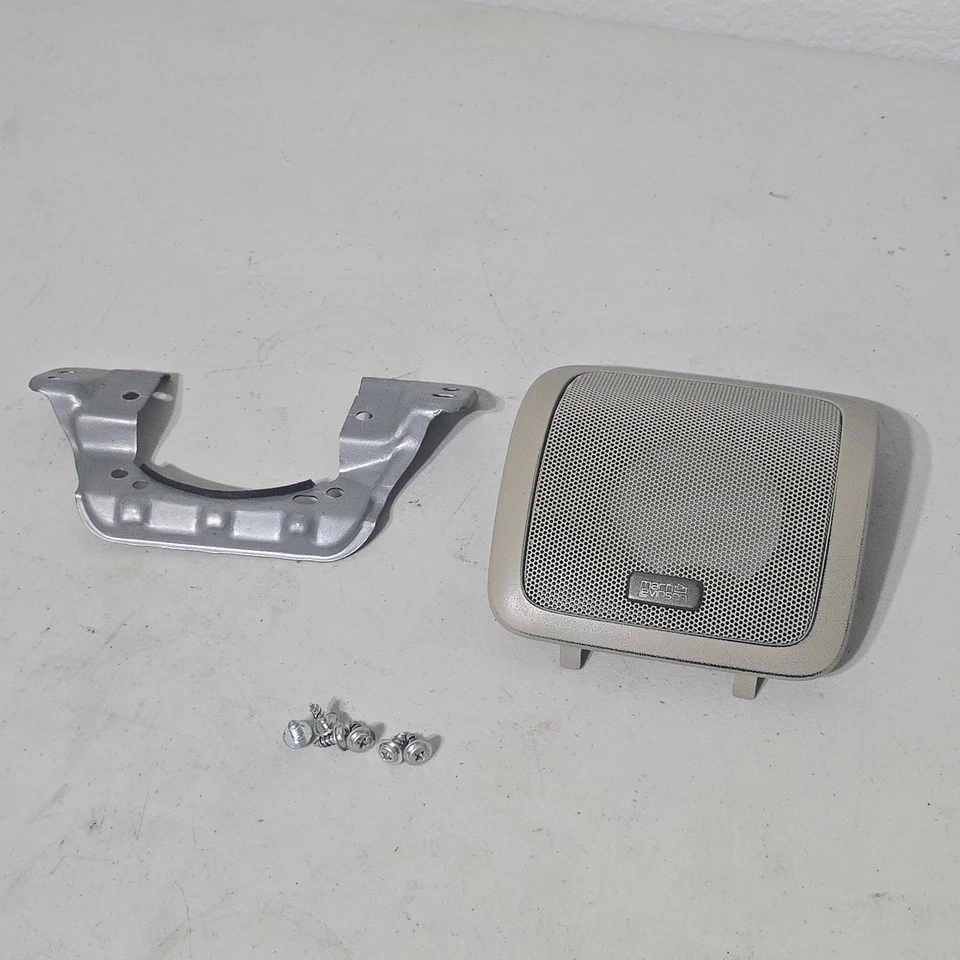 Lexus GX470 2003-2009 escotilla trasera derecha altavoz parrilla cubierta marca Levinson marfil OEM Foto 1 de 4