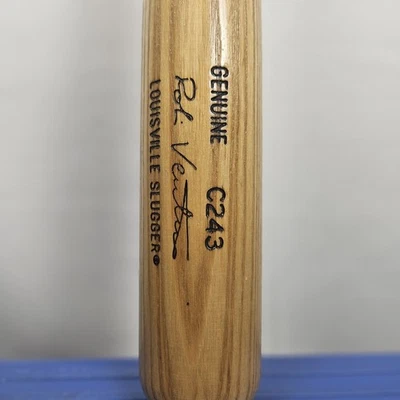 Robin Ventura, Louisville Slugger Baseball Bat #125, 33 in /33.01 oz. White Sox - Image 1 of 4