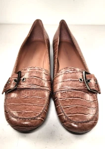 Bandolino BDZEST Pink Crocs Leather 8M Buckle dress shoe - Picture 1 of 10