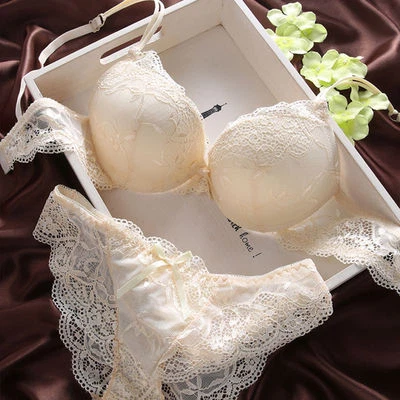 Women's Push Up Bra Set Embroidery Lace Lingerie Bra Lot 36C 32-38AB and Panties - Image 1 of 4