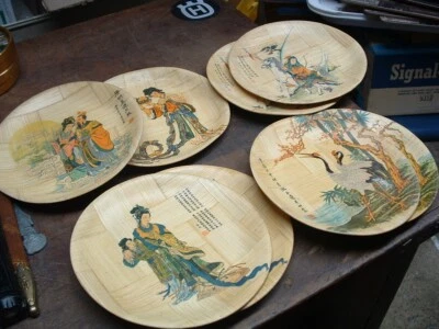 ABSOLUTELY STUNNING SET OF 8 BAMBOO HORDERVE SERVING PLATES + 8 FREE COASTERS - Image 1 of 4
