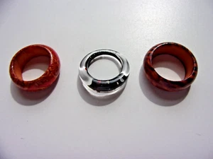 Lot of Three Acrylic Fashion Rings - Picture 1 of 10