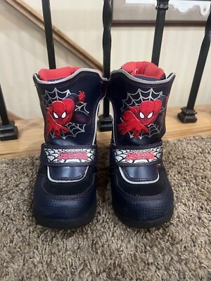 Spider- Man Marvel kid rain/snow boots size 8 Insulated Ultimate SpiderMan Boots - Изображение 1 из 4