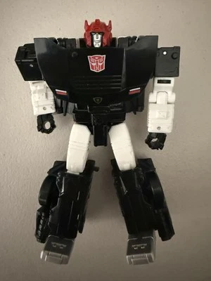 Transformers Generations Siege Custom Scamper Figure from Sideswipe - Image 1 of 4