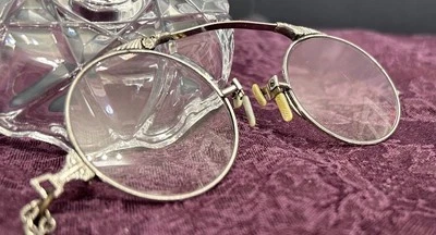 Anteojos Pince Nez 12k 1/10 GF y filigrana 925 1917 lorgnette plegable con cadena Foto 1 de 4